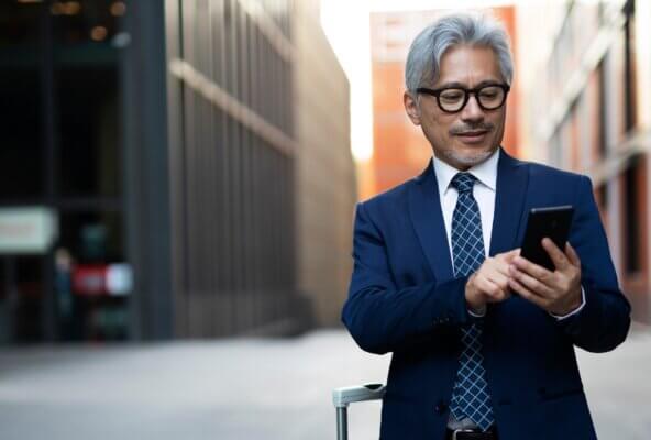 Medical provider reviews online reputation on mobile device